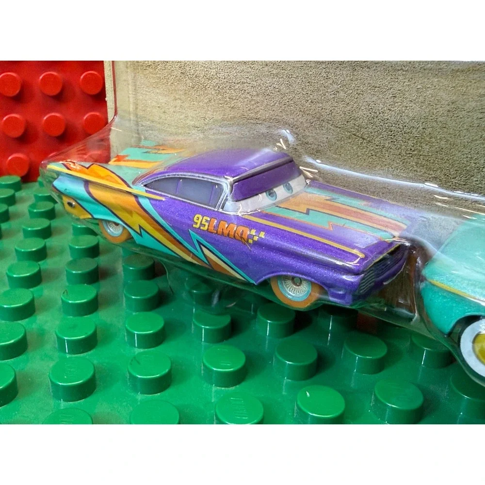 Disney Pixar Cars Race to Celebrate Ramone and Flo 2-Pack Die-Cast Mattel DXV99